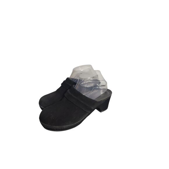 CROCS Sarah Suede Heeled Clogs Comfort W8 - Picture 1 of 9